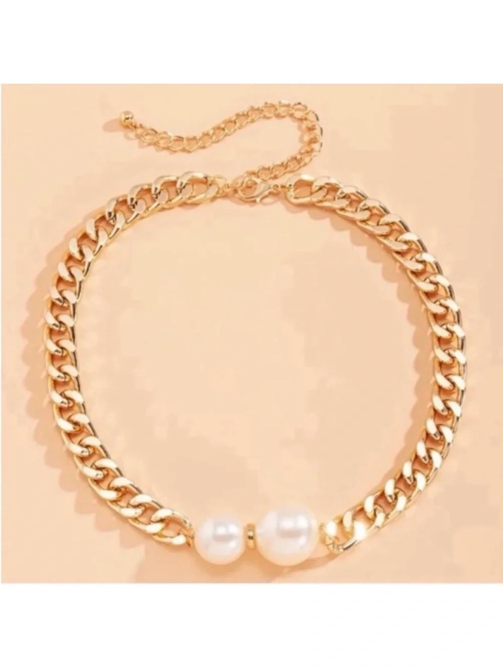 NEW! Gold Pearl Accent Chain Choker Necklace. 🤍 Choker Necklace - Picture 4 of 7